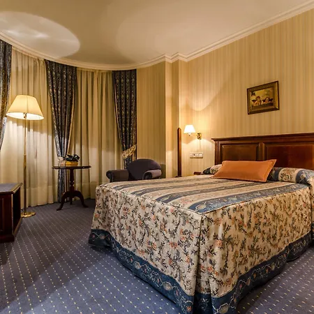 Infanta Cristina 4* Jaén