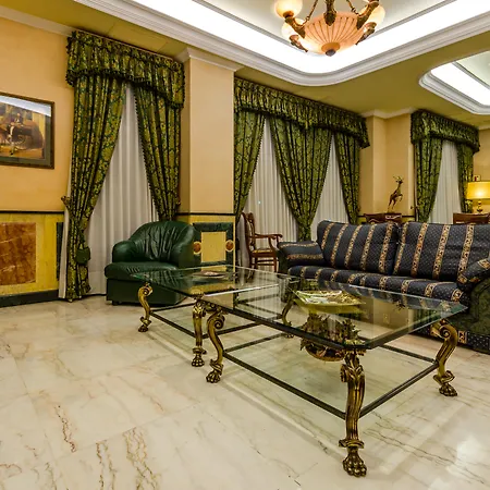 Hotel Infanta Cristina 4*