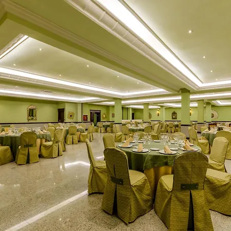 ホテル Infanta Cristina 4*