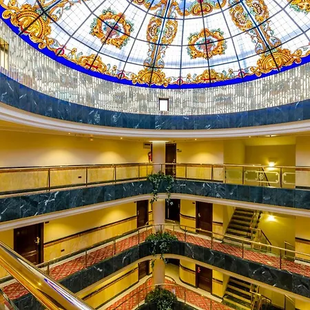 Hotel Infanta Cristina 4*
