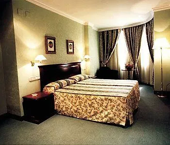 Infanta Cristina 4* ハエン